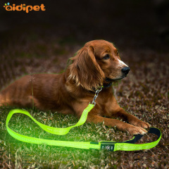 Costura reflexiva Led Dog Leash USB Recarregável Pet Dog Chumbo Amazon Vendendo Leash Led para Cães