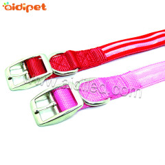 Fuerte fuerza de tracción Metal Pin hebilla Led parpadeante Collar de perro USB recargable noche perro mascota Collar