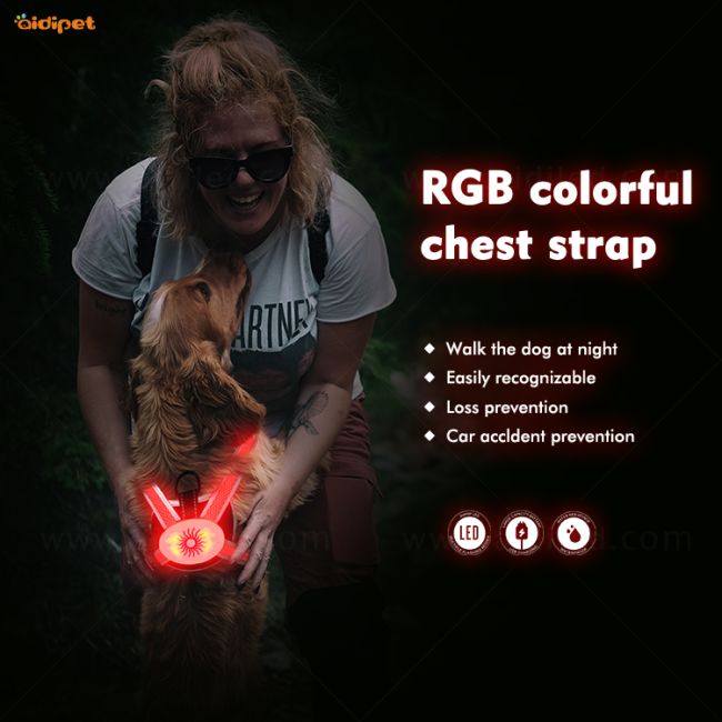 RGB beleuchtetes Hundegeschirr Mehrfarbiges wiederaufladbares Hundegeschirr Leuchtendes Sicherheits-einstellbares Haustiergeschirr