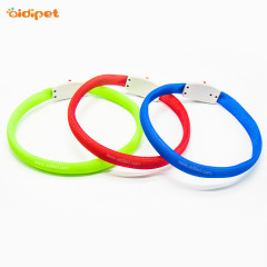 RGB-Mehrfarben-Silikon-LED-Hundehalsband, leicht zuschneidbar, freie Größe, wasserabweisendes Hundehalsband mit LED