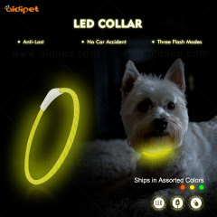 Nouveau collier de chien Led de noël pour animaux de compagnie avec soies réfléchissantes collier pour animal de compagnie étanche lumière LED utiliser cadeau de chien