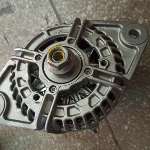 EC210B Alternator For Volvo Excavator Diesel Engine 0124555017 0124555009 17204355