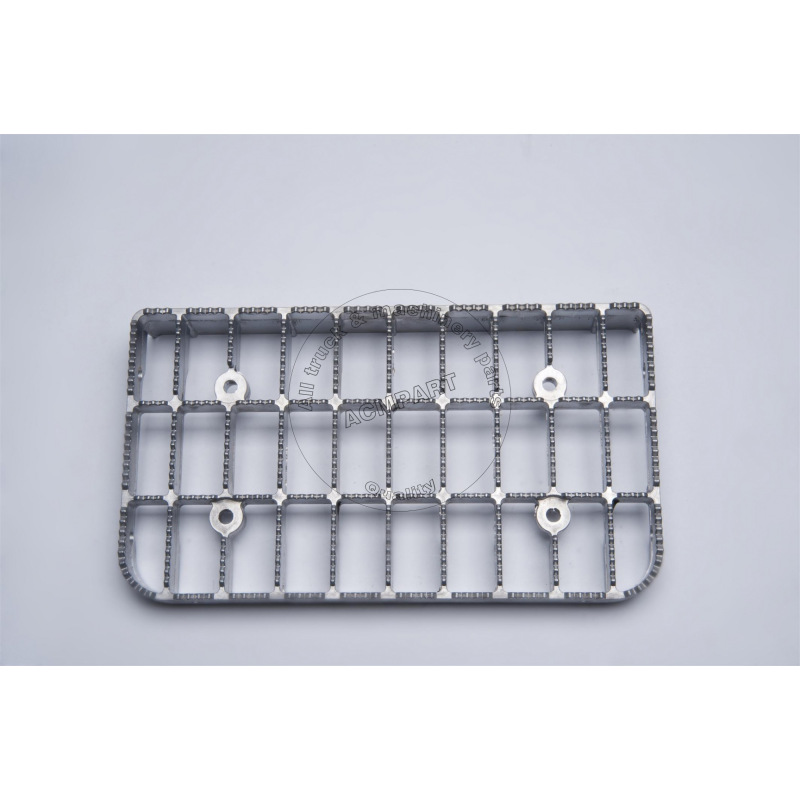 High Quality ALLOY STEP FOR VOLVO Truck parts OEM 1610896 High Quality ALLOY STEP FOR VOLVO Truck parts OEM 1610896