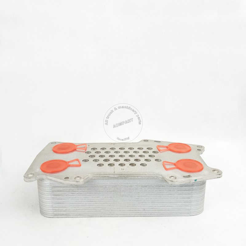 Engine spare parts Oil cooler 04912105 OIL COOLER ELEMENT 04900206 radiator Engine spare parts Oil cooler 04912105 OIL COOLER ELEMENT 04900206 radiator