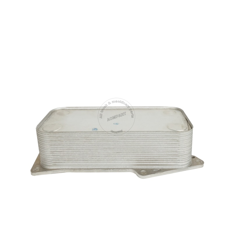 Núcleo del enfriador de aceite del motor 04900206 20511773 Núcleo del enfriador de aceite del motor 04900206 20511773