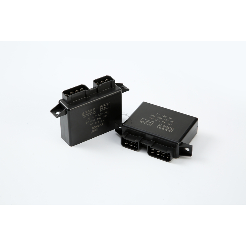 WeMe Flasher Relay For Volvo Truck and Bus 1593506 24V 13PIN 4DJ 004 589 00 WeMe Flasher Relay For Volvo Truck and Bus 1593506 24V 13PIN 4DJ 004 589 00