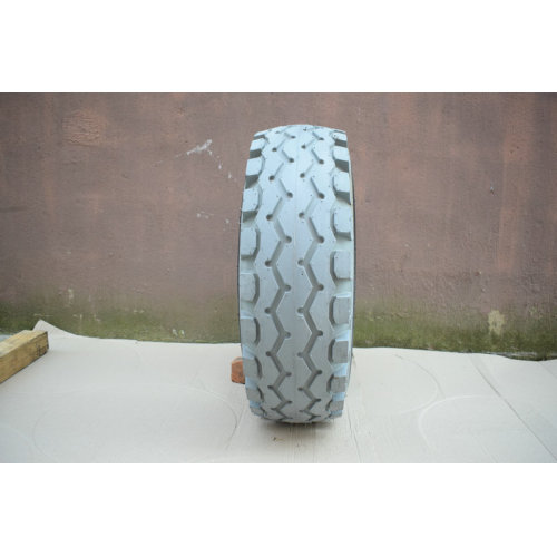 9-14.5 Traceless foam filled Tyre