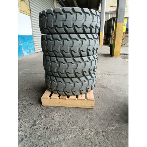240 55D17.5 traceless foam filled Tyre