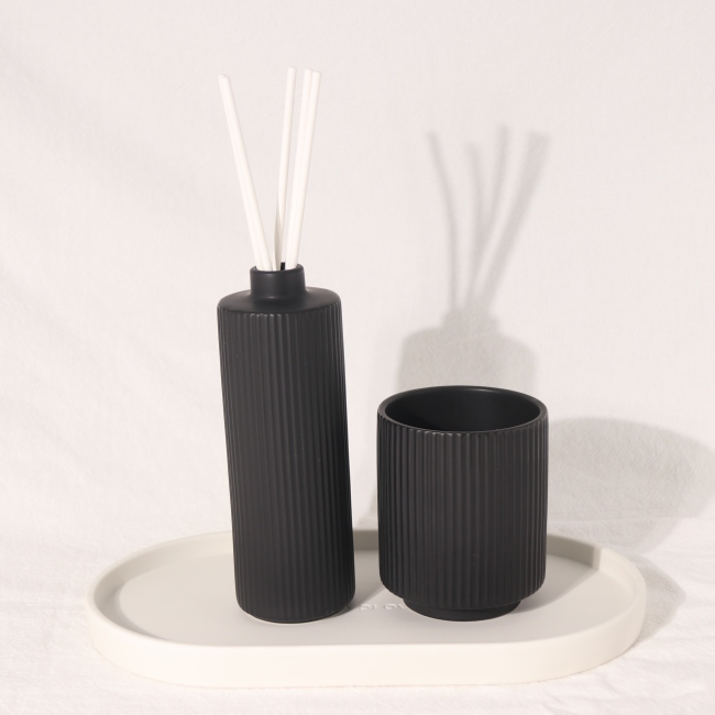 C&H Home Deco Reed Diffuser Ceramic Home Fragrance Liquid Air Freshener Set Black Custom Reed Diffusers Set Gift