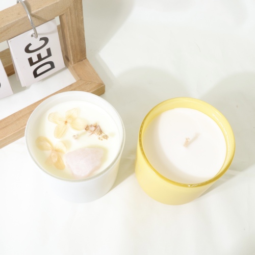 Wholesale Multi Colors 160g Elegant Candle Vessel Container Empty Custom Glass Luxury Jars Holder