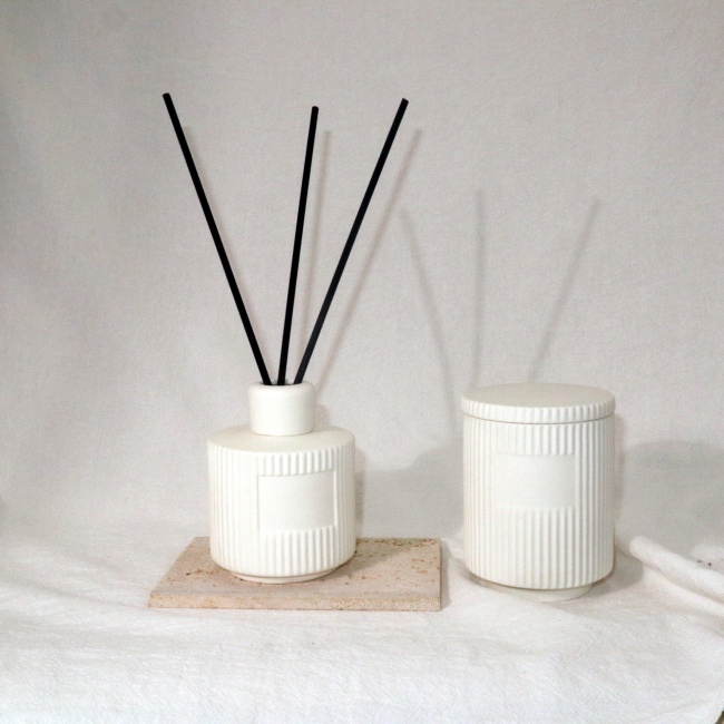 C&H Empty Ceramic Cement Round Reed Diffuser Bottle Scented Candle Jar Room Spray Set With Stopper