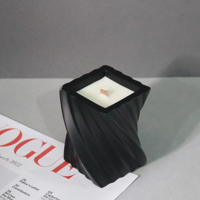 C&H Custom Logo Big Candle Jar Artist Ribbon Simple Minimalism Holder Personal Logo Fragrance Ceramic Cement Scented Candle