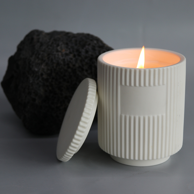 C&H Customized Scented Soy Wax Candle Jar With Lid Ceramic Vertical Grain Candle for Home Deco