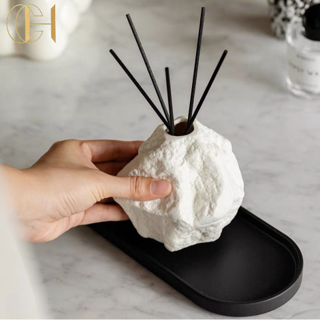 C&H Unique Design Customs Reed Diffuser Candle Set Home Decoration Fragrance Essential Oil Ceramic Reed Diffuser Candle