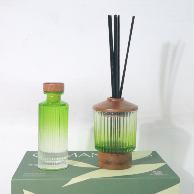 C&H Wholesale Massage Yoga Glass Jar Aroma Set Aire Freshener Reed Diffuser Set