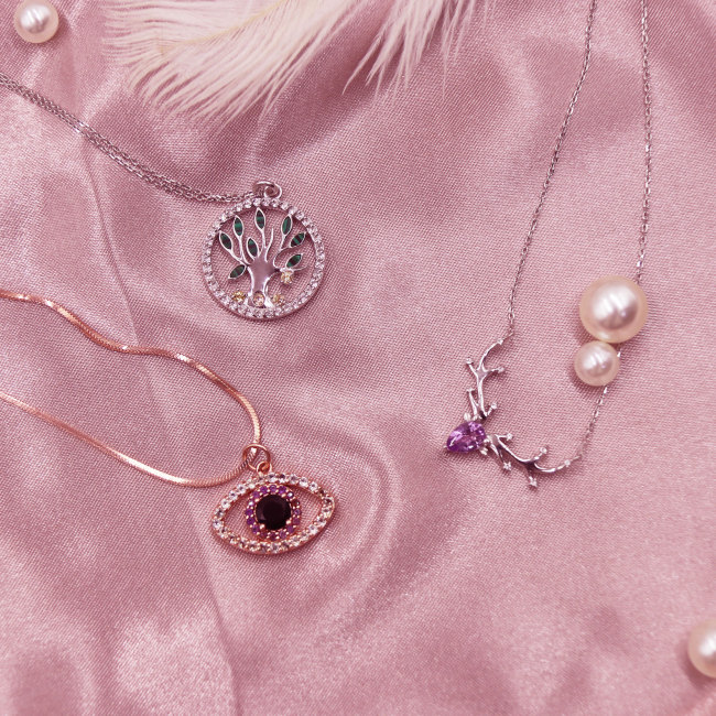C&H Luxury Crystal Zircon Hollow Round Zircon Tree Necklace Colored Crystal Life of Tree Necklace