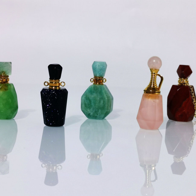 C&H Luxury Crystal Essential Oil Bottle Necklace Multi Color Crystal Bottle Shape Pendant Necklace