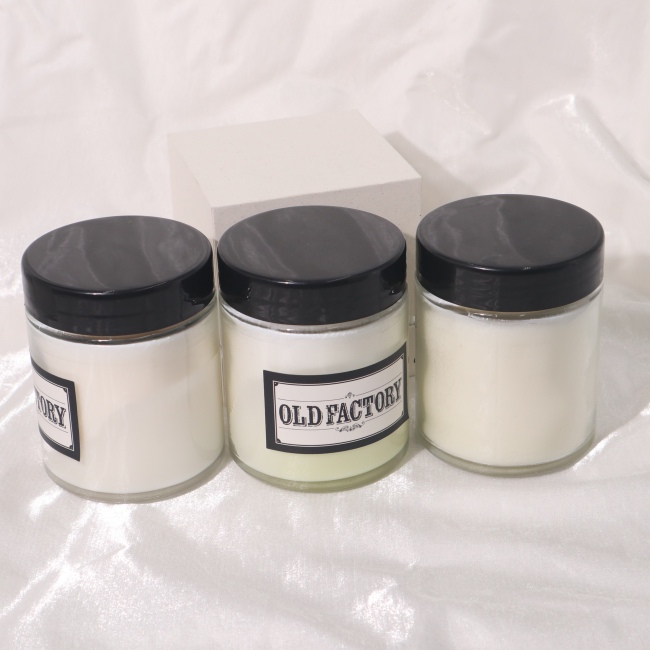 C&H Home Decoration Round Glass Bottle Candle Customized Logo Soy Wax Candle Jar for Gift