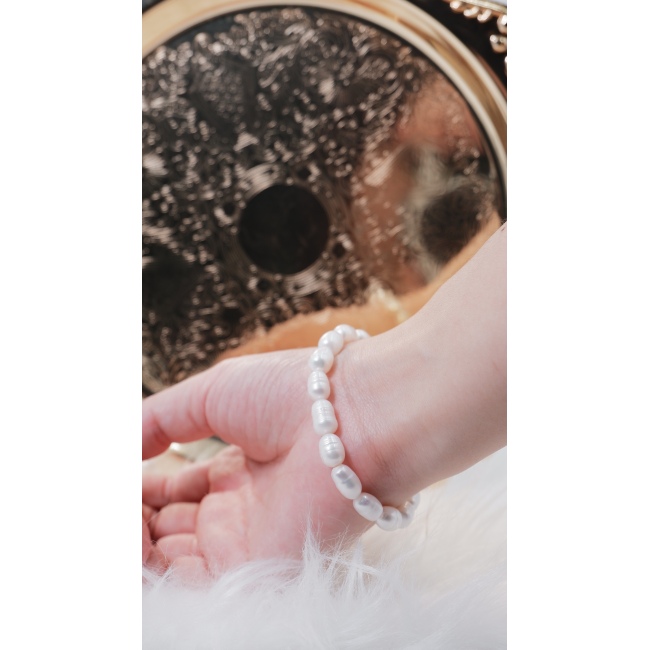 C&H Fine Jewelry Crystal Beaded Pyramid Style DIY Bracelet with Handmade Charm for Christmas New Year Halloween