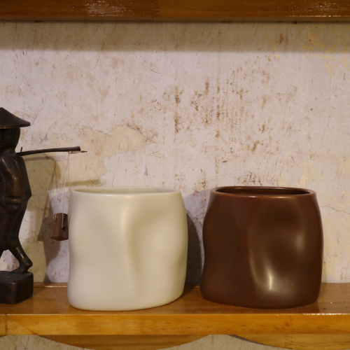 C&H Wholesale High Quality Unique Design Customized Matt White Ceramic Handmade Environment-Friendly Home