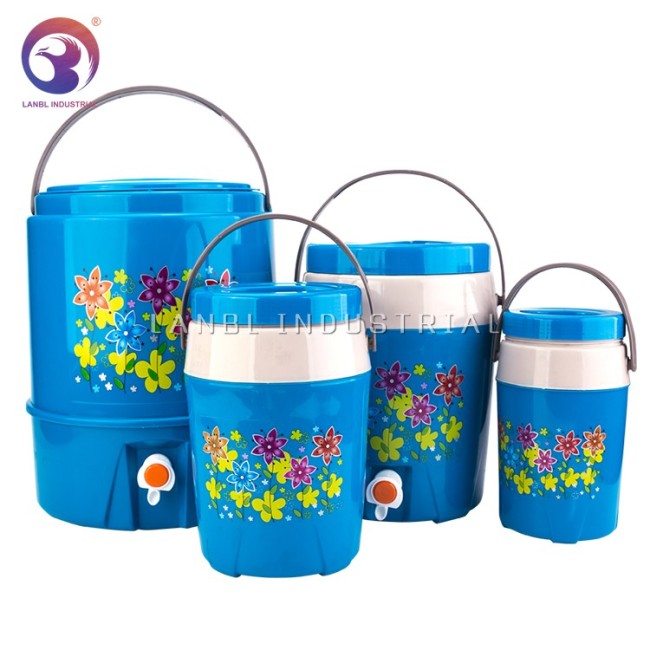 Customized 4 PCS Dinnerware Sets Cheap Plastic Jug Container