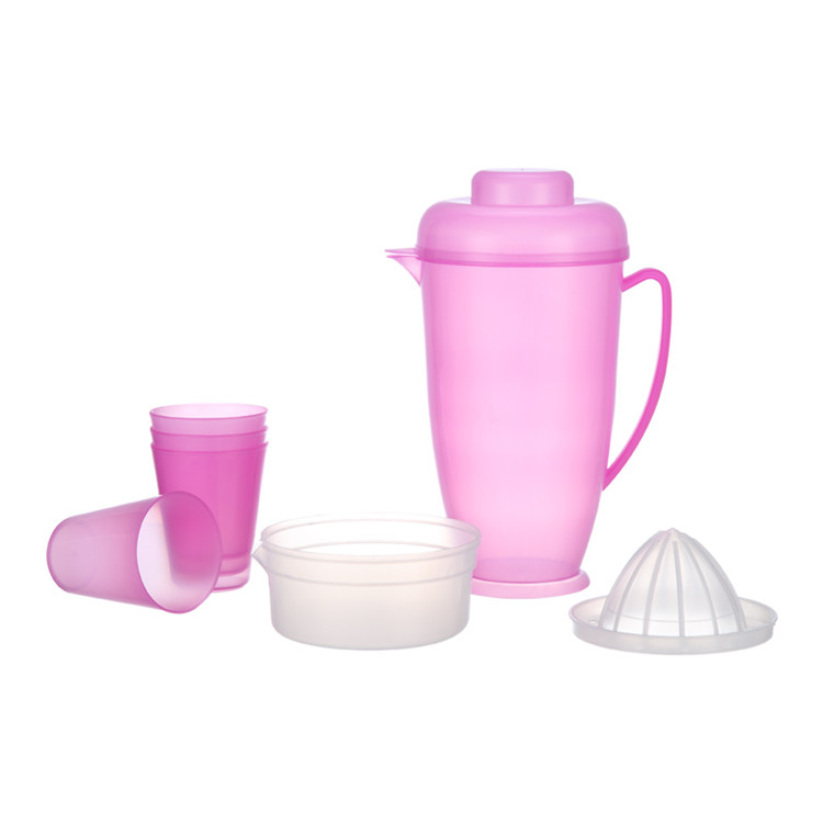 Customized-6-Pcs-Set-Plastic-Water-Jug-set-with-4-Cups-and-Squeezer-LBPJ0001