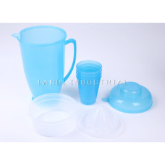 Customized 6 Pcs Set Plastic Water Jug set with 4 Cups and Squeezer