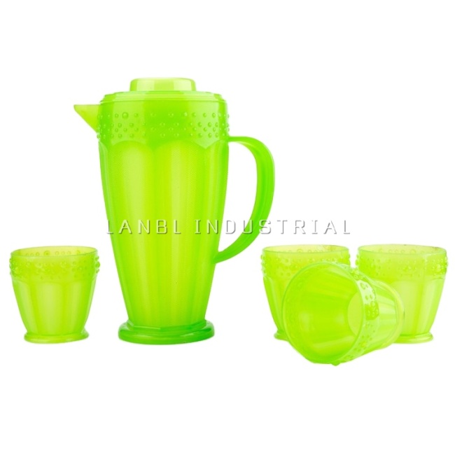5Pcs/Set 2L PlasticPP Water Jug Plastic Pitcher Water Jug +4 Cups