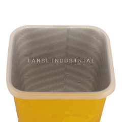 New Design Small Size Plastic Waste Garbage Can with Lid