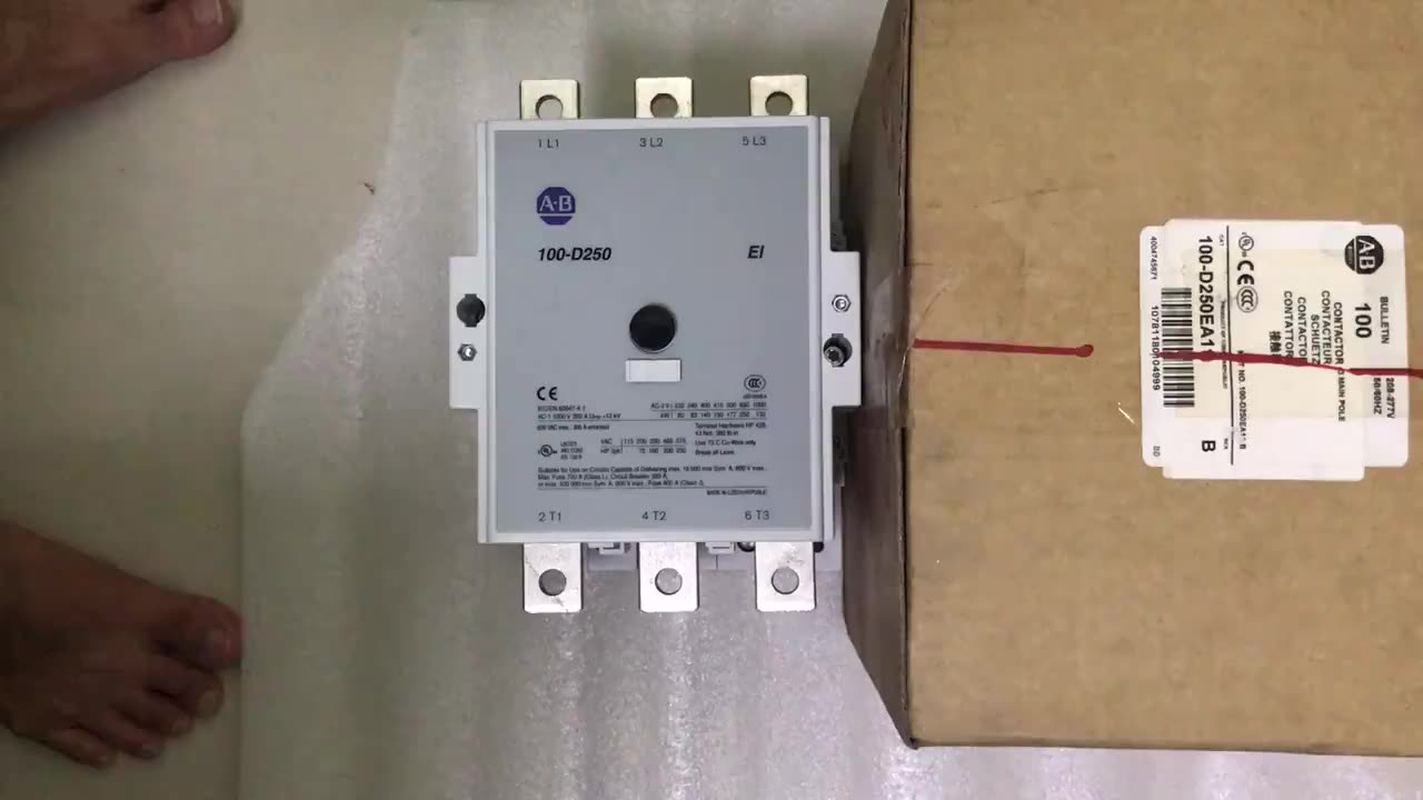 Allen Bradley 1756-OB32  I/O Module Digital Output 32 Channel 12/24VDC Current Source In Stock