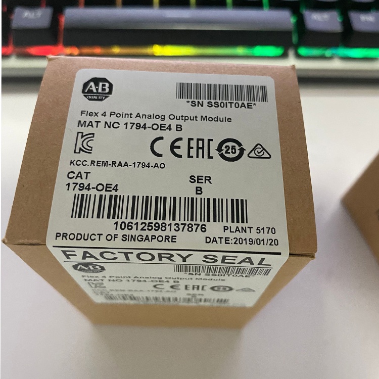 New in box Allen Bradley 1794-OE4 Flex 4 Point Analog Output module