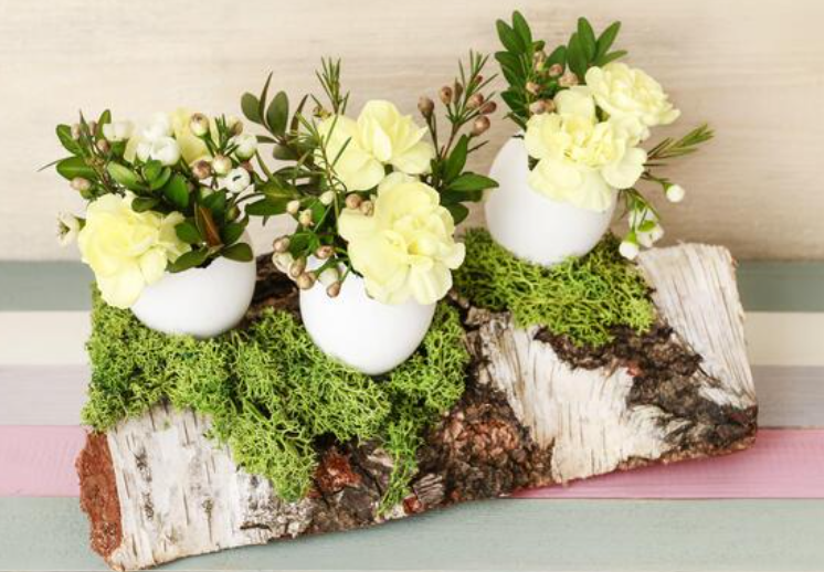 Table Centerpieces Using Preserved Moss
