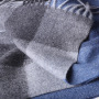 La bufanda para hombre de la cachemira del punto de las rayas lisas acepta el arreglo para requisitos particulares