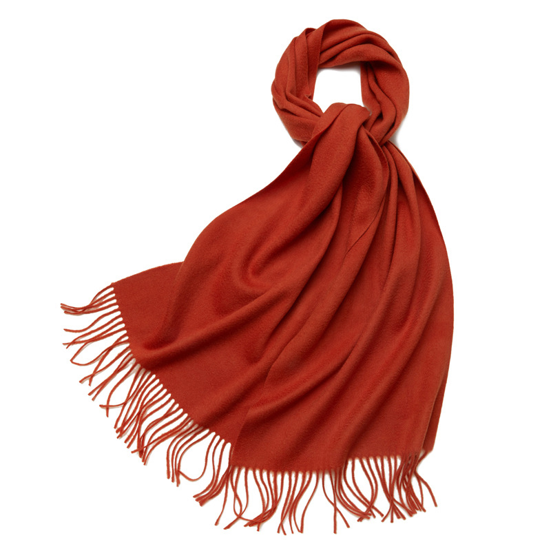 Vente en gros d'écharpes en laine de couleur unie avec logo ou étiquette personnalisé