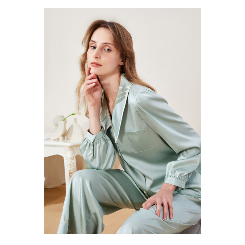 Wholesale Two-Piece 19 Momme Silk Pajama Set, 100% Silk Sleep wear