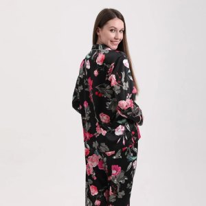 사용자 정의 꽃 디자인 여성용 디지털 인쇄 실크 잠옷
