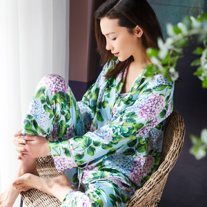Pijamas de seda con estampado digital de flores verdes personalizadas para mujer