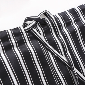 女性と男性のためのカスタム ユニセックス クラシック ストライプ デザイン ショート シルク パジャマ セット