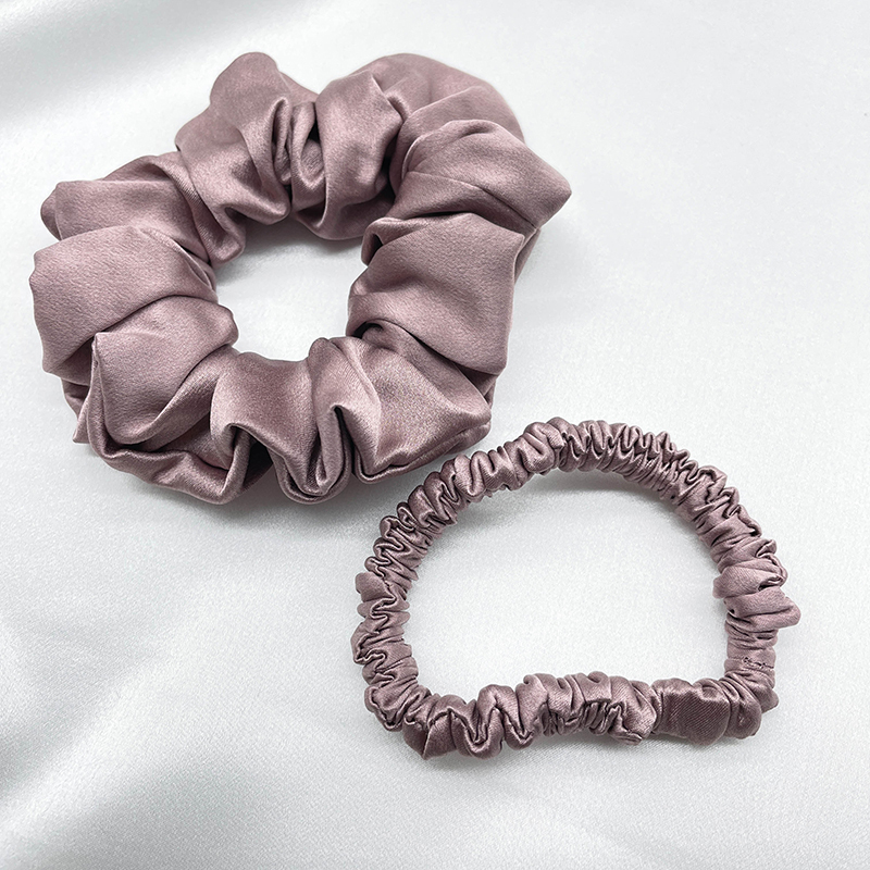 Wholesale Japanese Style Multicolor Non-Slip Golden Silk Cloth Smooth Hair  Scrunchies - China Hair Scrunchies and Hair Ties price