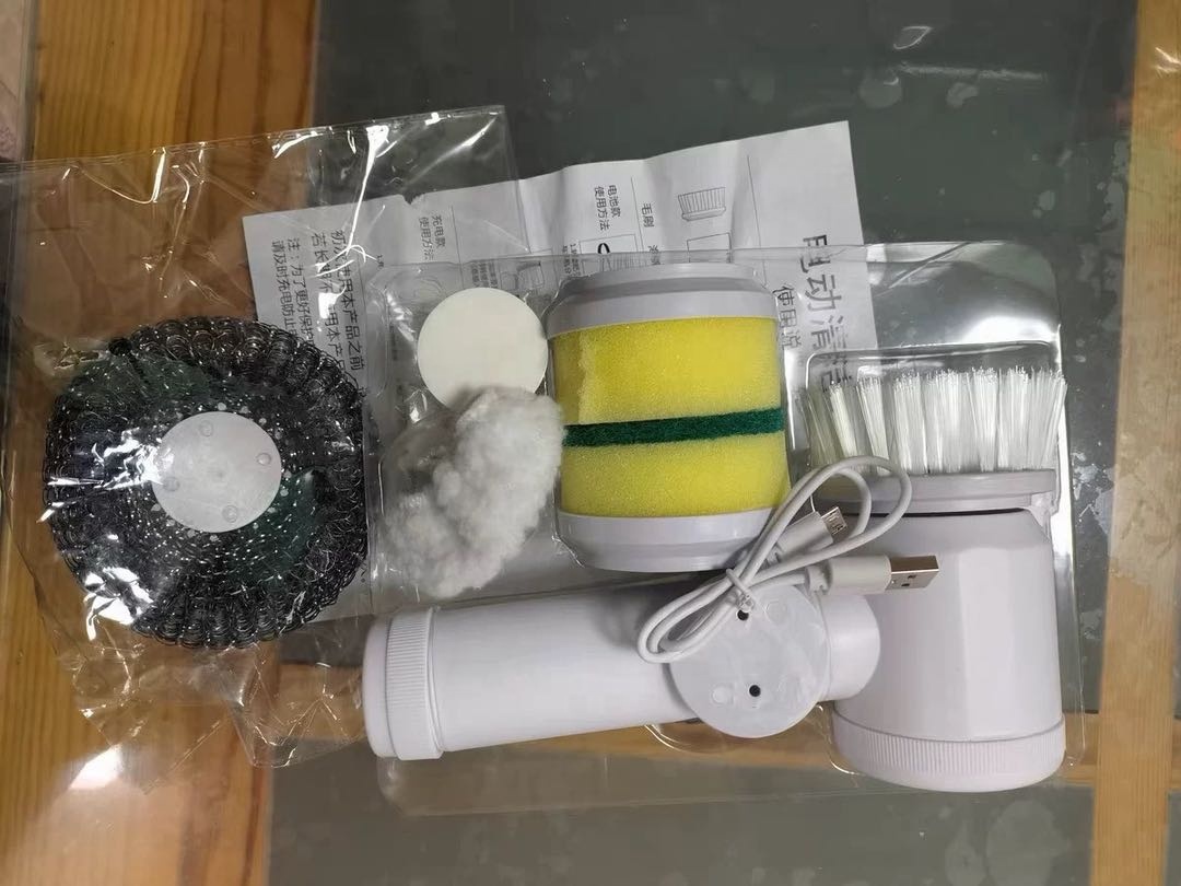 Cleaning Brushes