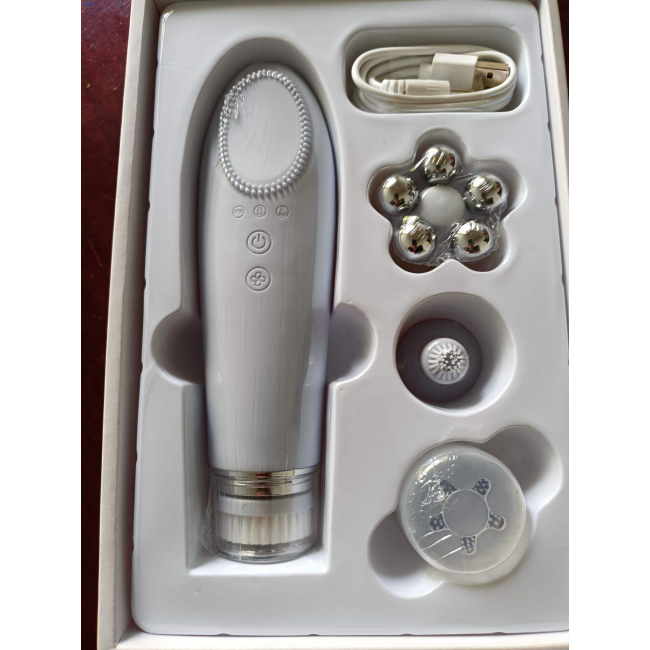 Face Cleaning Brush