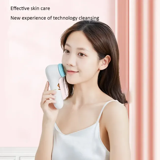 rechargeable Facial Cleansing Brusha
