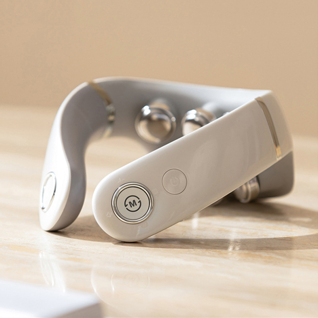 Heating Kneading Tapping Back Neck & Shoulder Massager