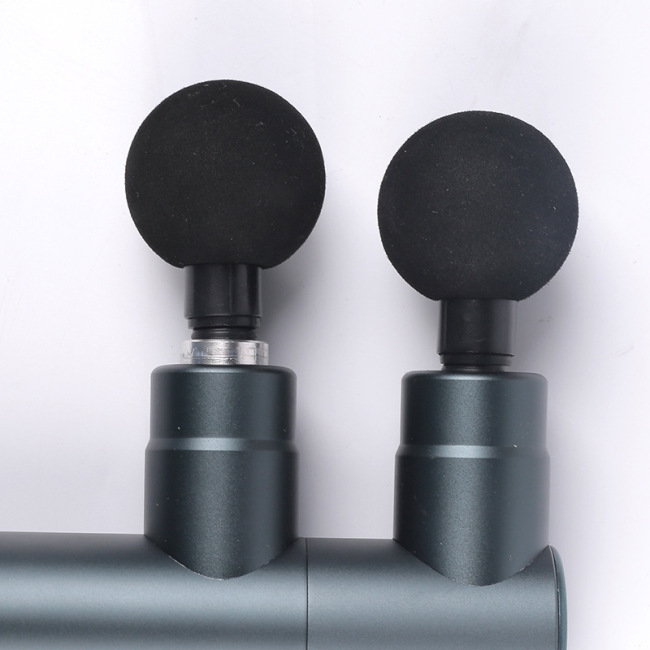 Long-handled deep back massage gun