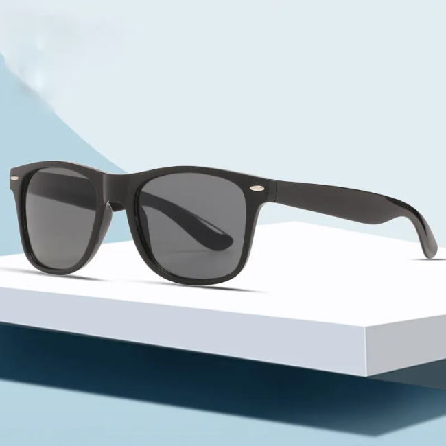 Custom UV400 Fashion Sunglasses