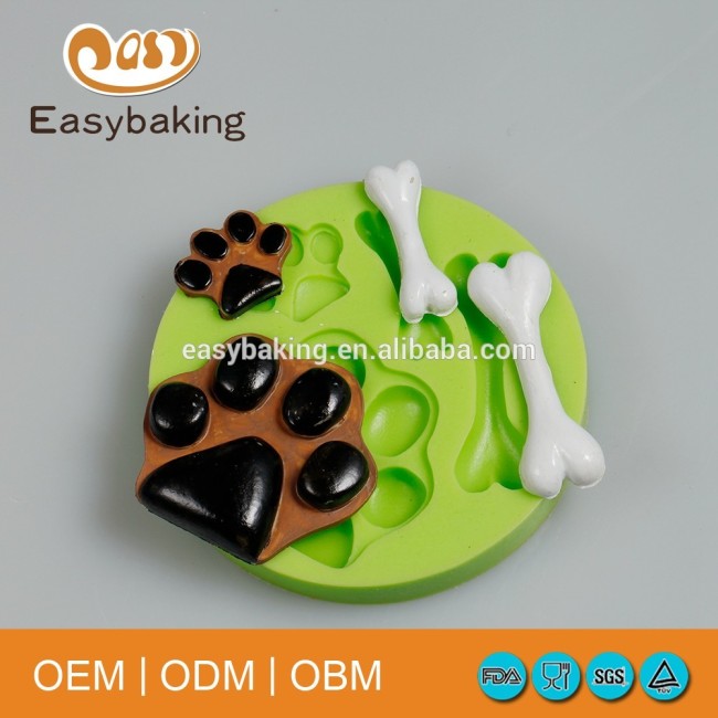 Muestra disponible de moldes de silicona para galletas con diseño de huellas de perros divertidos