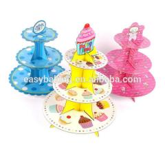 Wunderschöner Hochzeits-Cupcake-Ständer aus Pappe für Party-Cupcakes