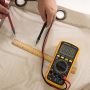Electromagnetic wave shielding curtain