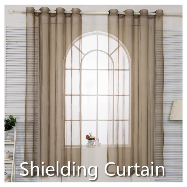 Electromagnetic wave shielding curtain