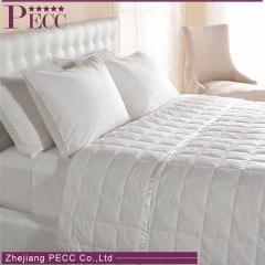Private Label Widely Used Promotional Luxury Comforter Sets Wedding Bedding Set